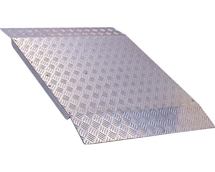 アルミスロープ 800×850×50～200 / RC-200【販売単位:1】(cm-378695)(cm-378695)[1枚