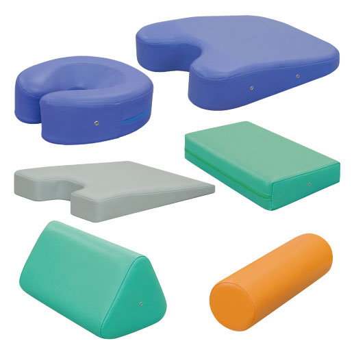 カラー丸マクラ（大） TB-77C-53 ｶﾗｰﾏﾙﾏｸﾗ(ﾀﾞｲ) ビニルレザーメディブルー(19-4323-00-16)【高