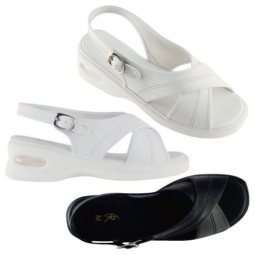 エアークロスサンダル M(22.5-23.0CM) ｴｱｰｸﾛｽｻﾝﾀﾞﾙ ホワイト(23-7853-01-01)【ファーストレ